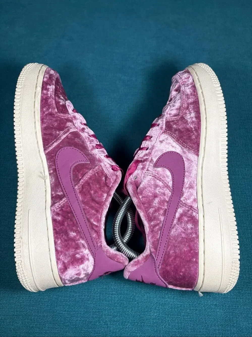 Nike Air Force 1 Low Velvet Pink Berry Womens Size 8.5 US 7Y Shoes 849345-601